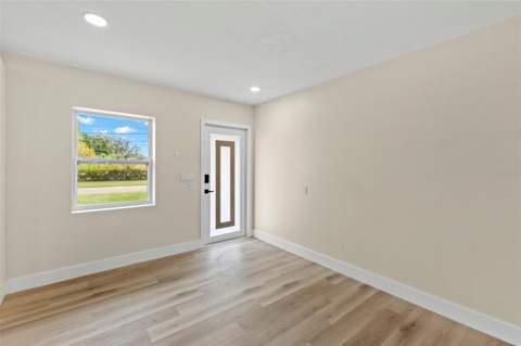 4430 Carson Street, St Petersburg FL - photo 6 of 43