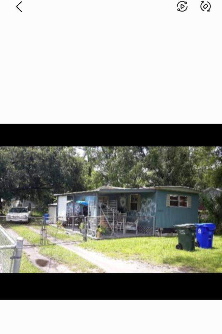 2 bedroom Mobile Home at 1402 W Patterson Street, Kew Gardens Sub, Lakeland — photo 2