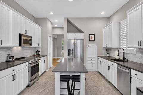 9830 W Park Village Drive, Tampa FL - photo 19 of 71