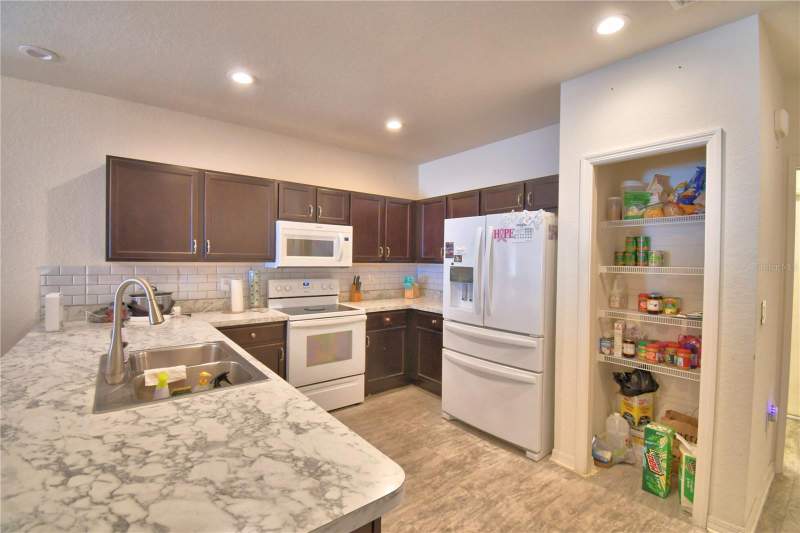 3 bedroom Single Family Residence at 207 Sandestin Drive, Grove At Highland Meadows, Haines City — photo 4