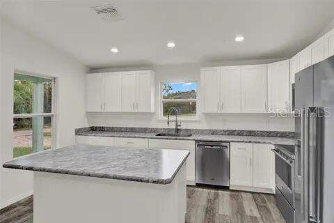 40091 Oakridge Drive, Lady Lake FL - photo 6 of 6