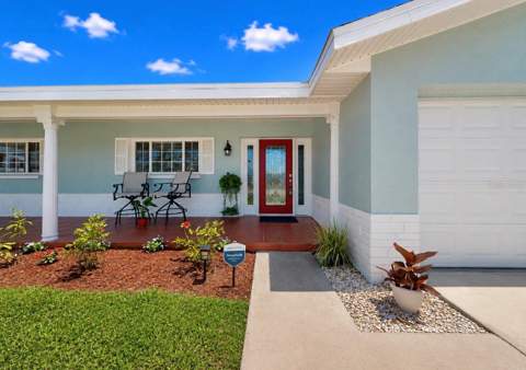 6513 Abaco Drive, Apollo Beach FL - photo 6 of 62