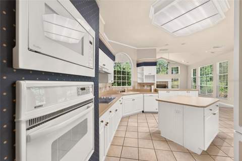 10412 SW 49th Lane, Gainesville FL - photo 24 of 99