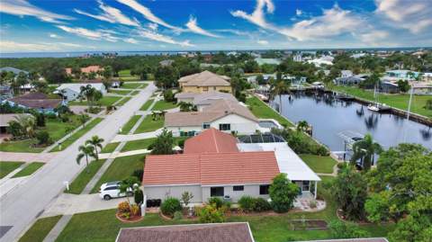234 Fields Terrace, Port Charlotte FL - photo 7 of 94