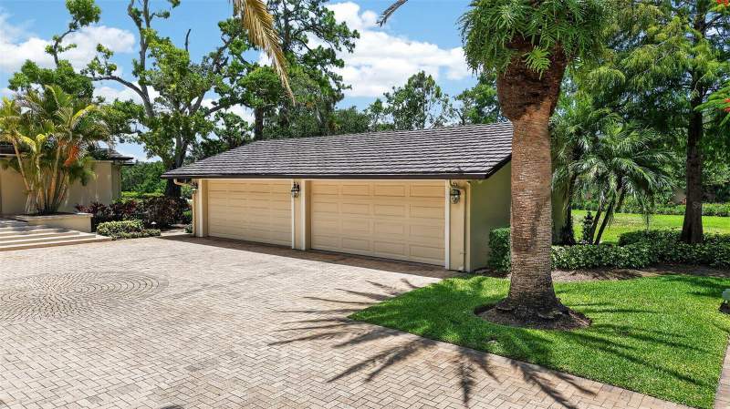 6 bedroom Single Family Residence at 6305 BURNING TREE DRIVE, SEMINOLE LAKE COUNTRY CLUB ESTATES, SEMINOLE — photo 3