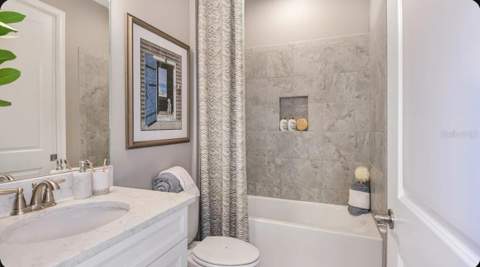 7536 Moonbeam Avenue, Sarasota FL - photo 11 of 35