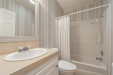 37627 Lorena Avenue, Zephyrhills FL - photo 23 of 50