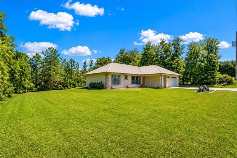 3 bedroom Single Family Residence at 21875 NE 135th Lane, Forest Lake, Fort Mc Coy — photo 3