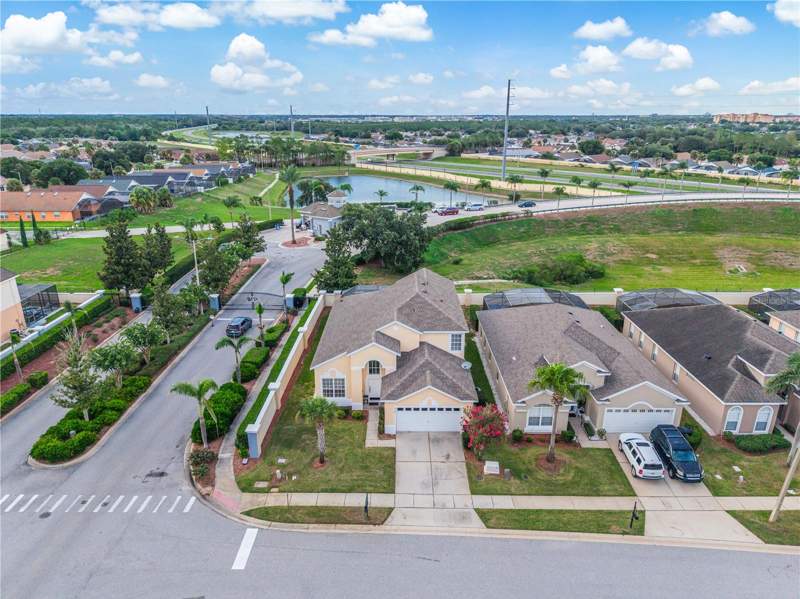 6 bedroom Single Family Residence at 8184 Fan Palm Way, Wyndham Palms Ph 1B, Kissimmee — photo 2