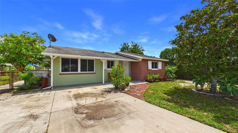 2 bedroom Single Family Residence at 2809 Edenwood Street, Woodvalley Unit 1, Clearwater — photo 2