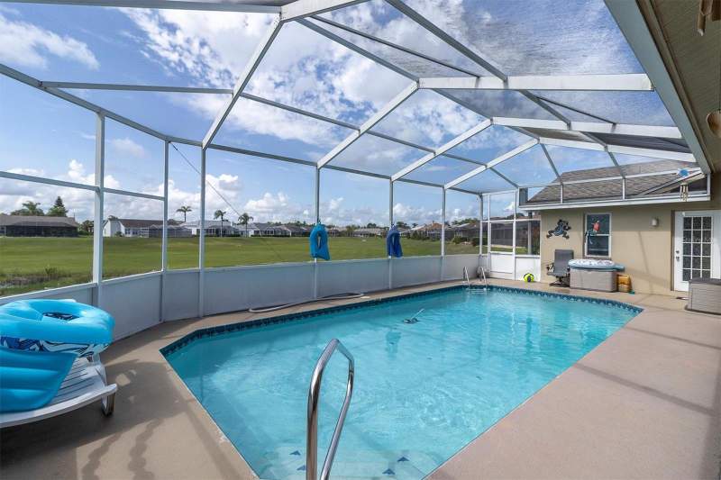 4 bedroom Single Family Residence at 8303 Coral Creek Loop, The Estates, Hudson — photo 4