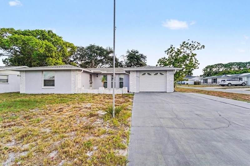 7923 IRONBARK DRIVE home for sale in Palm Terrace Gardens