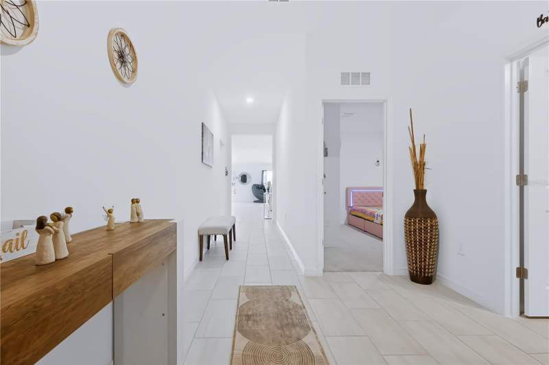 4 bedroom Single Family Residence at 13421 New Jade Avenue, Balm Grv East, Wimauma — photo 5