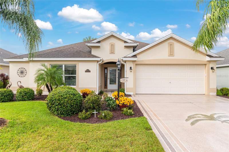 3 bedroom Single Family Residence at 825 Ulelah Street, The Villages, The Villages — photo 4