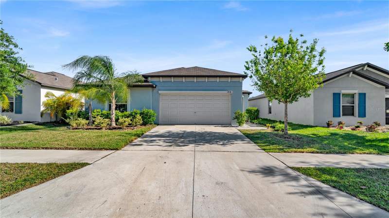 1841 CRINKLE LEAF COURT home for sale in Spencer Creek