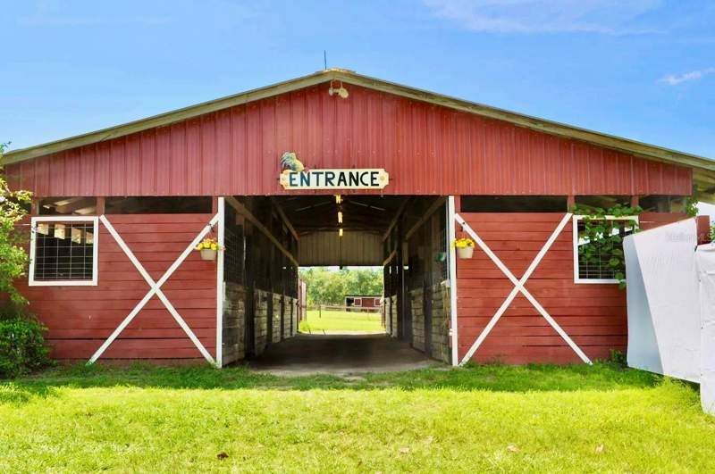 3 bedroom Farm at 11150 W Highway 40, Ocala, Ocala — photo 3