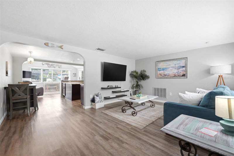 2 bedroom Single Family Residence at 51 Cypress Drive, Lake Shore Estates 3rd Add, Palm Harbor — photo 5
