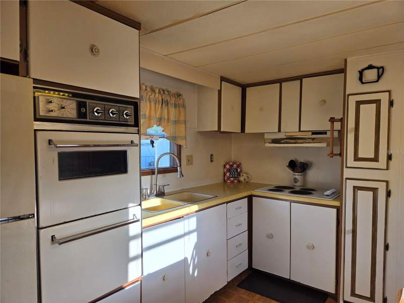 2 bedroom Mobile Home at 17420 SE 36th Lane, Lake Bryant Shores, Ocklawaha — photo 4