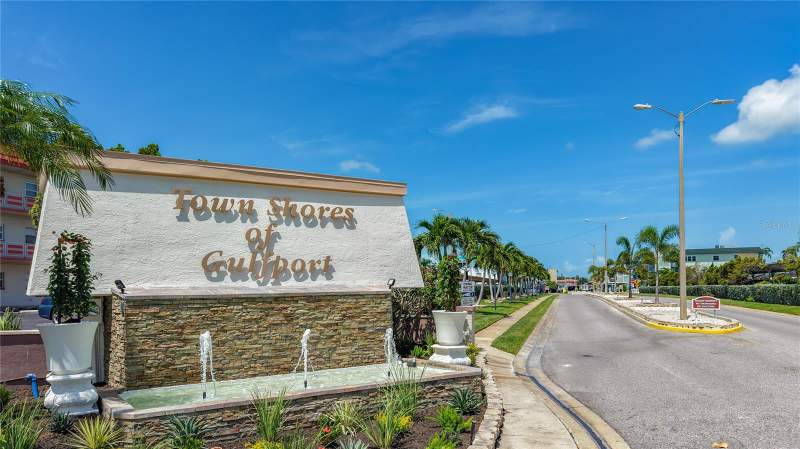 1 bedroom Condominium at 5935 30th Avenue #104, Town Shores Of Gulfport, Gulfport — photo 2