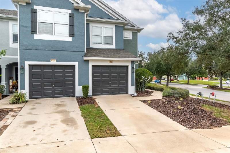 3 bedroom Townhouse at 4122 SW 54th Circle, Wynchase Twnhms, Ocala — photo 2