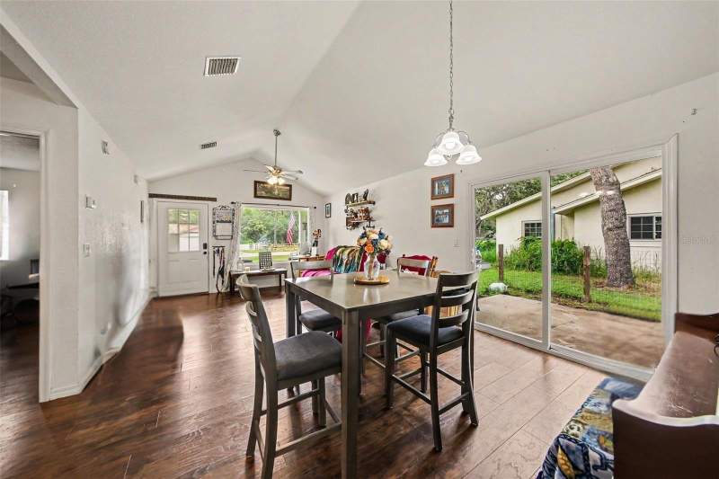 3 bedroom Single Family Residence at 17050 SE 60th Street, Woods & Lakes Sub, Ocklawaha — photo 4