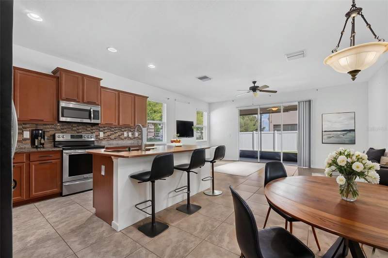 3 bedroom Townhouse at 10406 Orchid Mist Court, Avelar Creek North, Riverview — photo 3