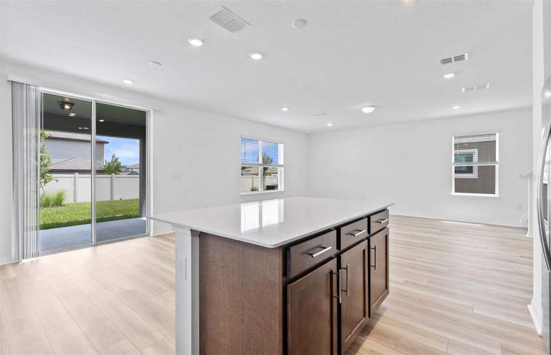 4 bedroom Single Family Residence at 1452 Hamilton Way, Silverlake Phase 2, Lake Alfred — photo 4