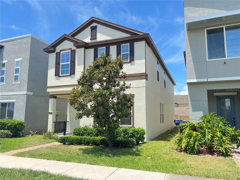 4 bedroom Single Family Residence at 7867 Berkshire Oak Alley, Westside Village, Windermere — photo 3