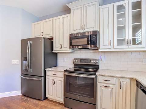 30305 Southwell Lane, Wesley Chapel FL - photo 18 of 48