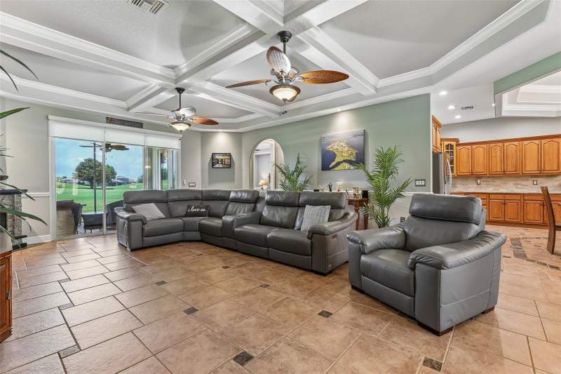 3 bedroom Single Family Residence at 30418 Island Club Drive, Deer Island Club Pt Rep A Tr C-1, Deer Island — photo 5