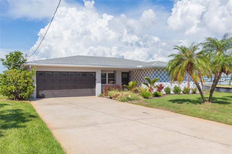 7160 S S, SHORE DR DRIVE home for sale in Pasadena Isle