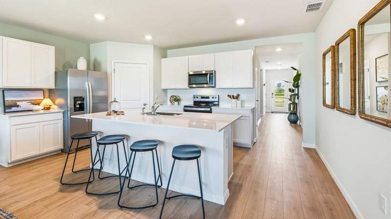 4 bedroom Single Family Residence at 10427 Flathead Drive, Bella Lago, Parrish — photo 3