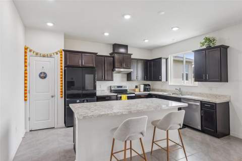 9963 Sunrise View Court, Seffner FL - photo 11 of 56