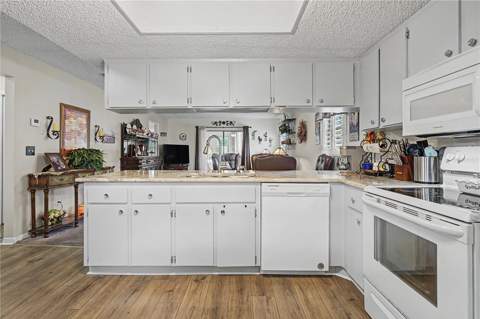 38225 Boxwood Drive, Zephyrhills FL - photo 17 of 38