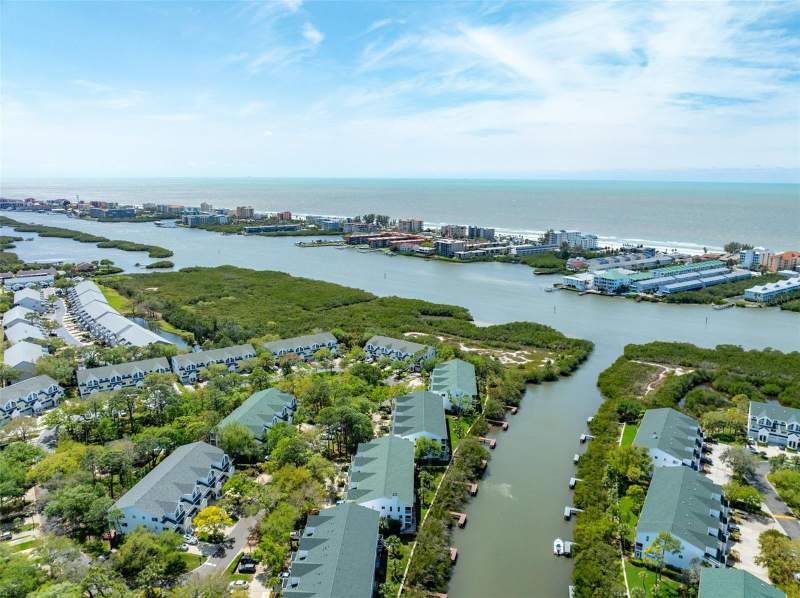 3 bedroom Townhouse at 9936 Indian Key Trail #22, Tara Cay Sound South II, Seminole — photo 3