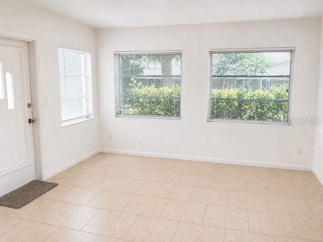 2 bedroom Single Family Residence at 10964 84th Avenue, Ronick Sub, Seminole — photo 4