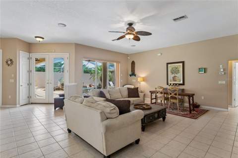 10120 Shortleaf Court, Weeki Wachee FL - photo 18 of 95
