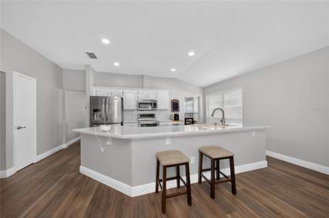 8809 Parliament Court, Kissimmee FL - photo 8 of 30