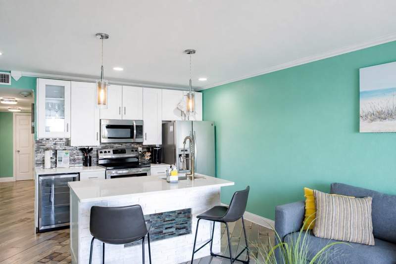 1 bedroom Condo - Hotel at 2506 N Rocky Point Drive #331, Sailport Resort Condo On, Tampa — photo 4