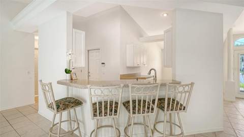 23 Arbor Oaks Drive, Sarasota FL - photo 10 of 33