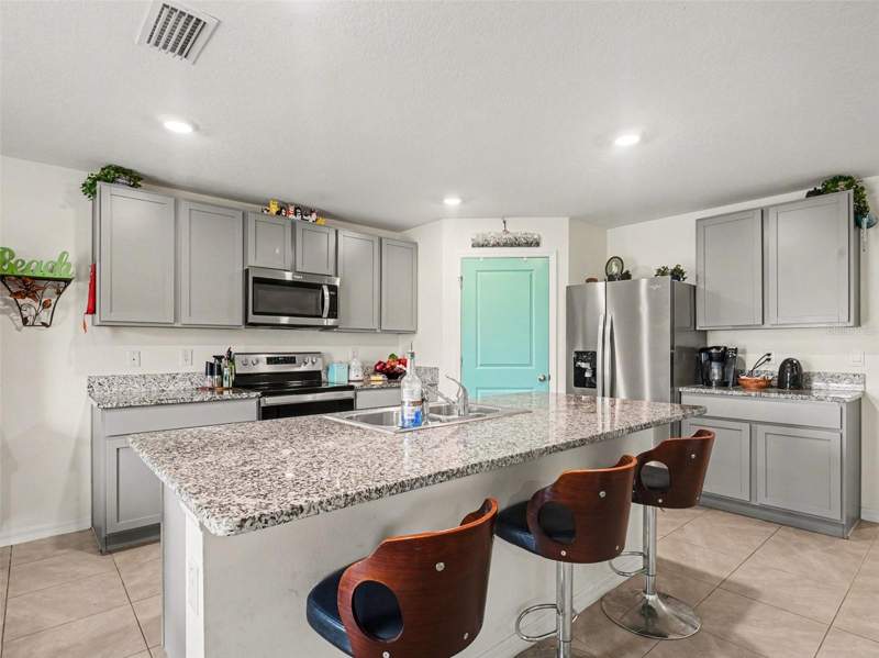 4 bedroom Single Family Residence at 4114 Dovetail Lane, Silverstone North Ph Ic & Id, Palmetto — photo 2