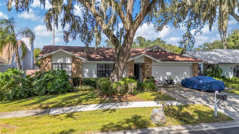 3 bedroom Single Family Residence at 1908 Landside Drive, Willows-Un #2, Valrico — photo 2