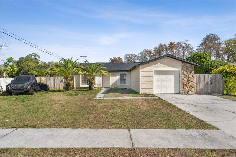 5 bedroom Single Family Residence at 5721 CARROLLWOOD MEADOWS DRIVE, CARROLLWOOD MEADOWS UNIT X, TAMPA — photo 1