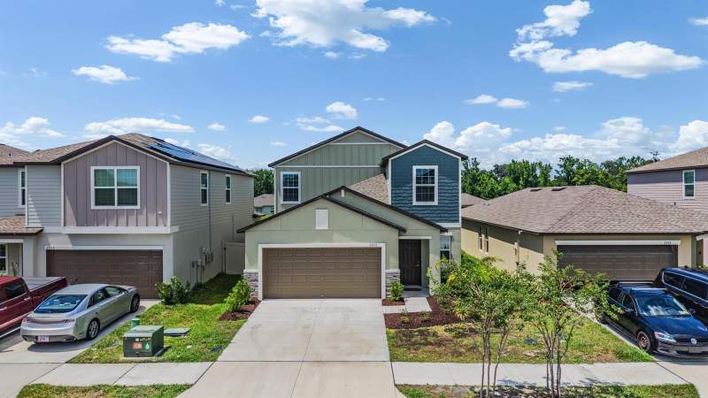 5 bedroom Single Family Residence at 2515 Victorious Falls Avenue, Park East, Plant City — photo 2