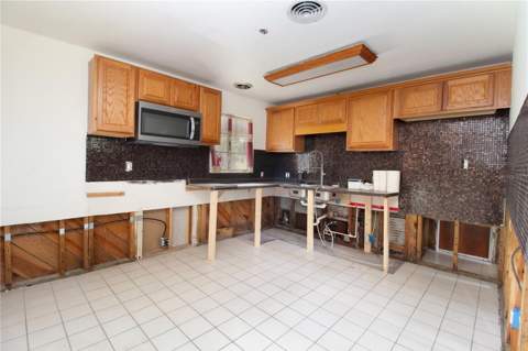 525 Hampton Avenue, St Petersburg FL - photo 6 of 6
