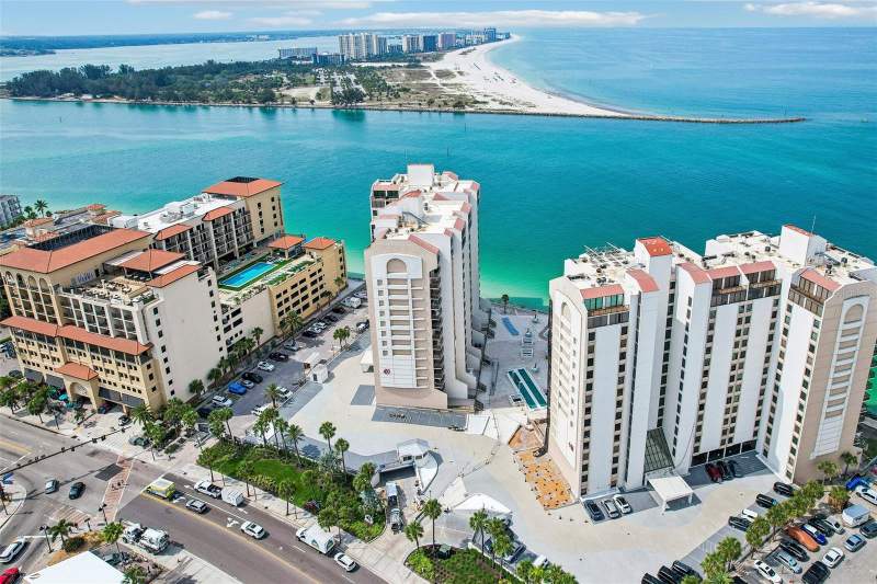 450 S GULFVIEW BOULEVARD #605 home for sale in 440 West Condo
