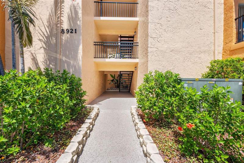 1 bedroom Condominium at 8921 Blind Pass Road #141, Boca Shores Condominium, St Pete Beach — photo 2
