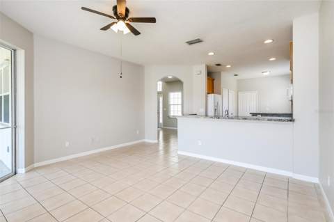 2925 Willow Creek Lane, Kissimmee FL - photo 6 of 15