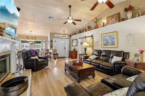 213 N Brockfield Drive, Sun City Center FL - photo 7 of 81