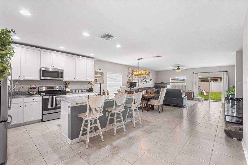 4 bedroom Single Family Residence at 12960 Conquistador Loop, Talavera Ph 2B, Spring Hill — photo 5